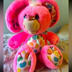 1989 Hallmark Yum YUMS scented Bunny